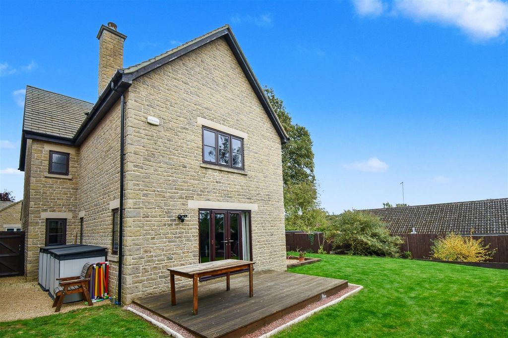 Additional image 31 of 4 bed detached house for saleNN17, Lorraine Gardens, Weldon