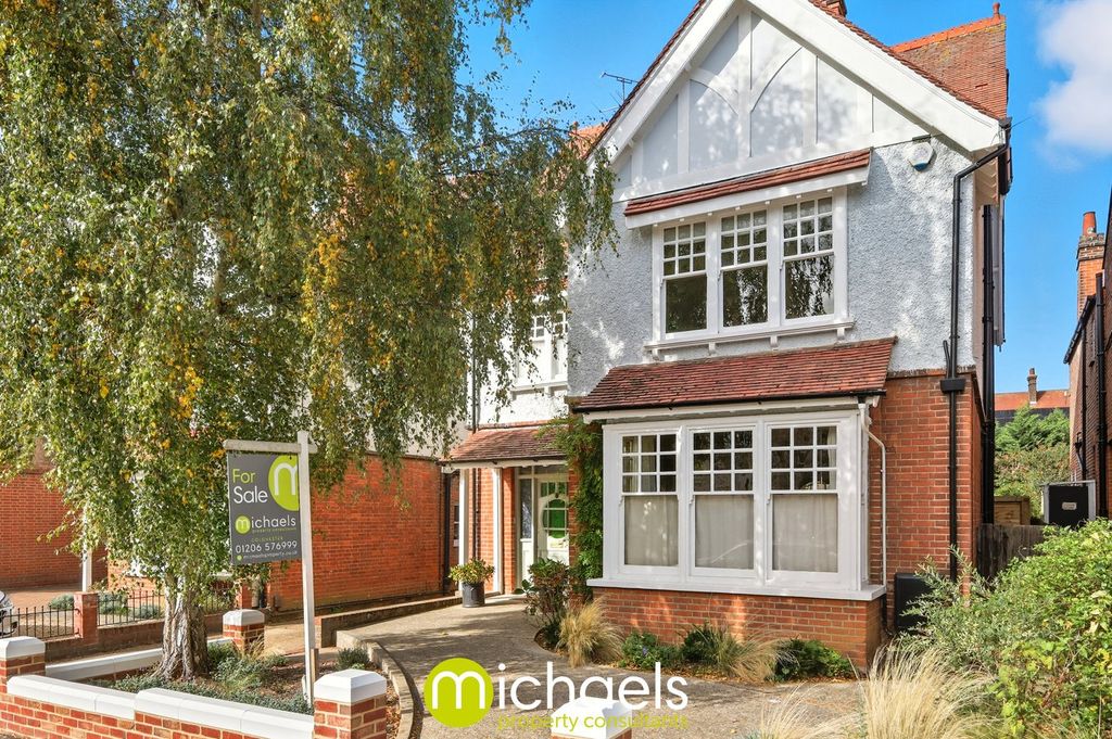 6 bed detached house for saleIreton Road, Lexden, Colchester CO3