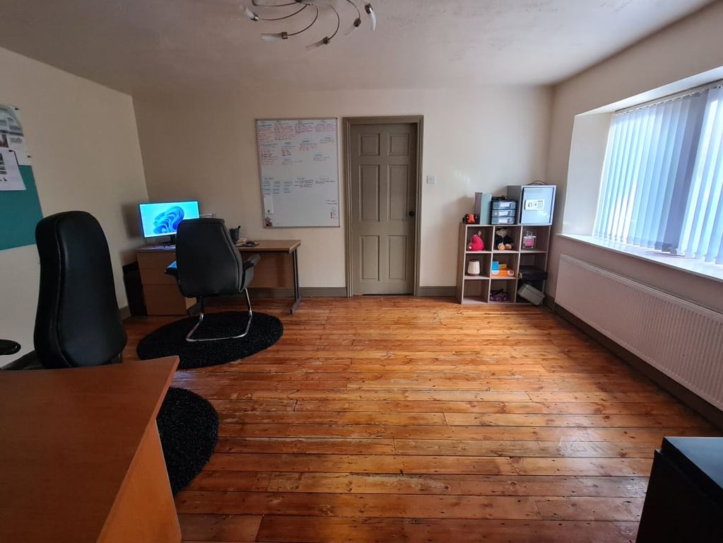 Additional image 18 of 7 bed detached house for saleSpring Gardens Farm, Colne BB8