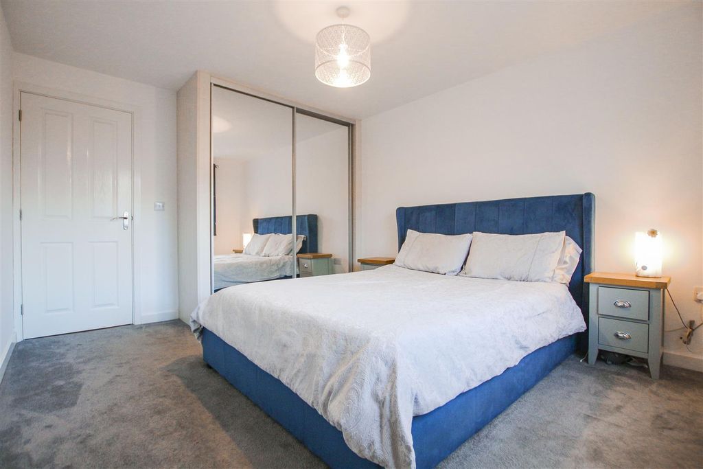 Additional image 6 of 5 bed detached house for saleLanky Gardens, Colne BB8
