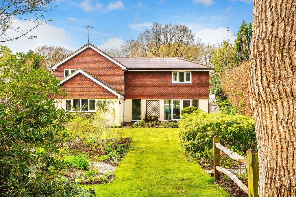 Additional image 31 of 4 bed detached house for saleWoodland Avenue, Cranleigh, Surrey GU6