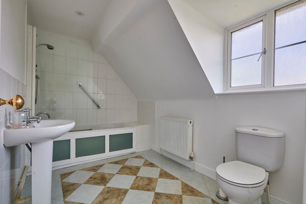 Additional image 7 of 2 bed flat for saleCleve Lane, Exeter EX4