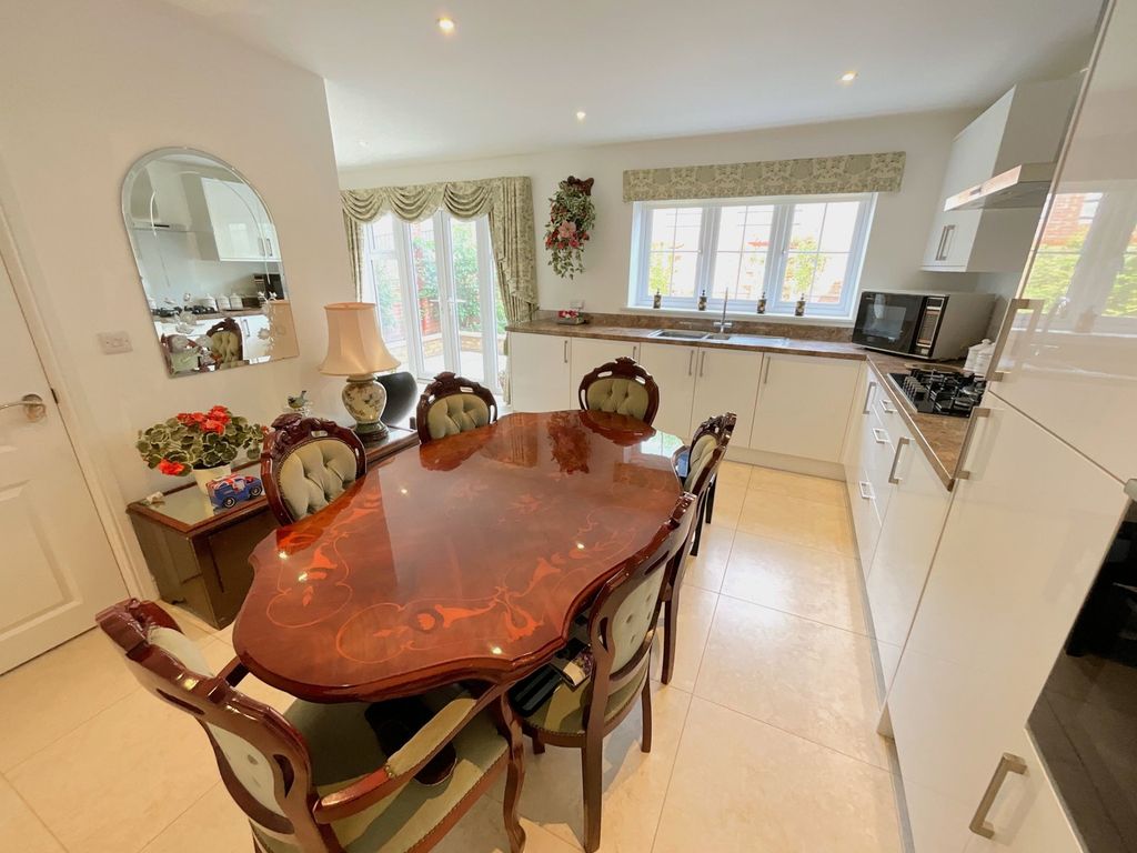 Additional image 7 of 4 bed detached house for saleHaden Cross Drive, Cradley Heath B64