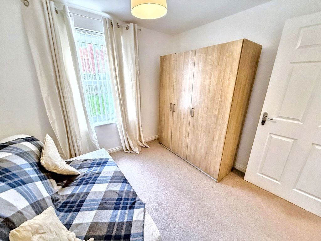 2 bed flat for saleAysgarth, Cramlington NE23 photo 5