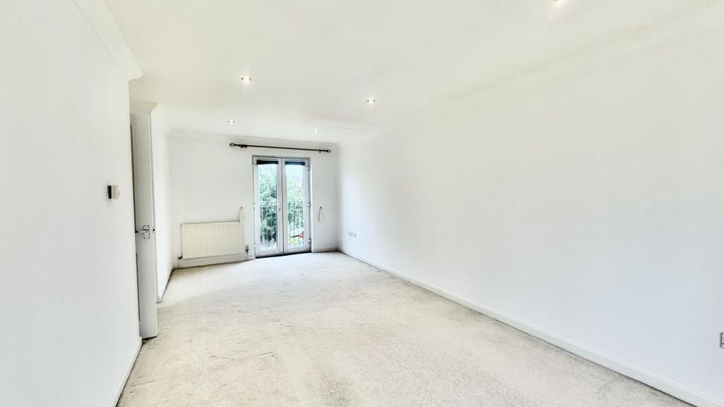 Additional image 4 of 2 bed flat for saleGeorge Williams Way, Colchester CO1
