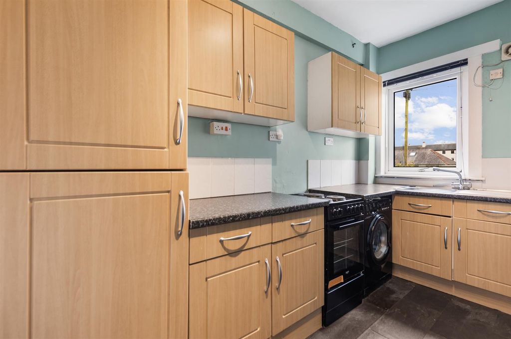 Additional image 11 of 2 bed flat for saleLimetree Drive, Clydebank G81