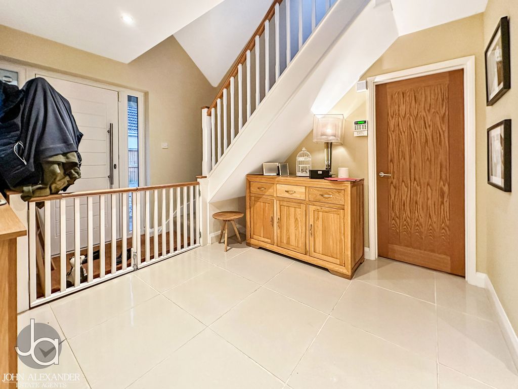 Additional image 18 of 4 bed detached house for saleStraight Road, Colchester CO3