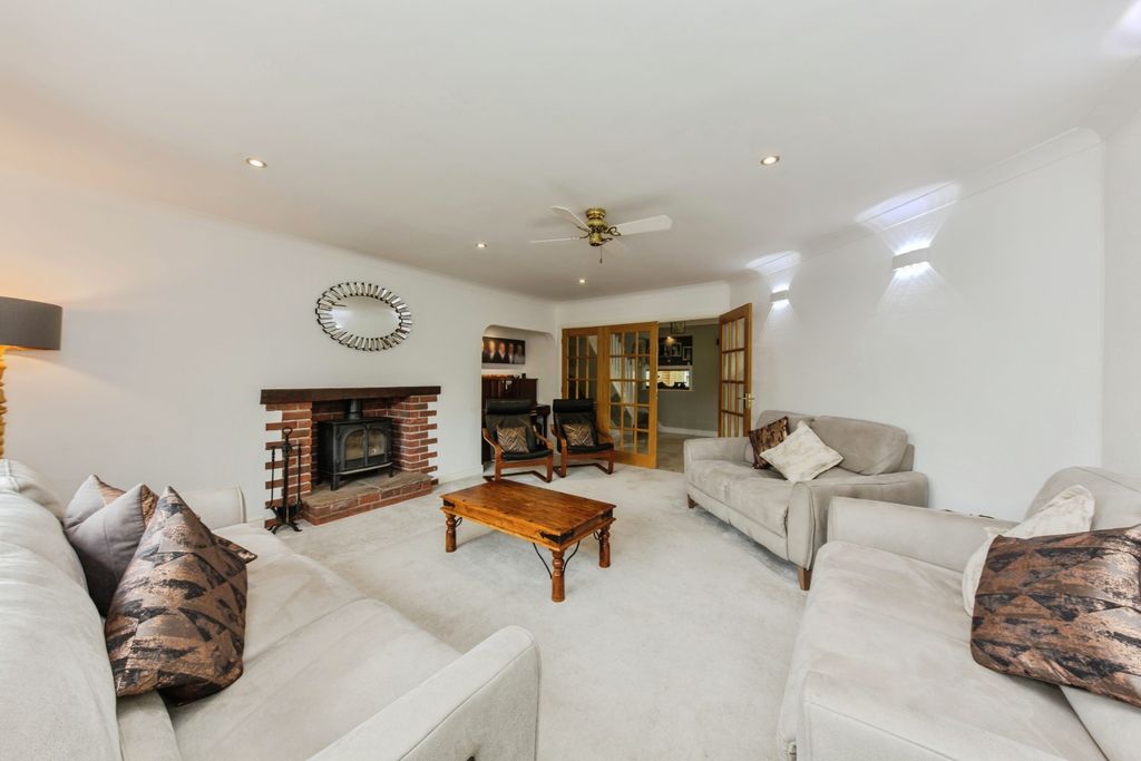 Additional image 9 of 6 bed detached house for saleSydney Road, Crewe CW1