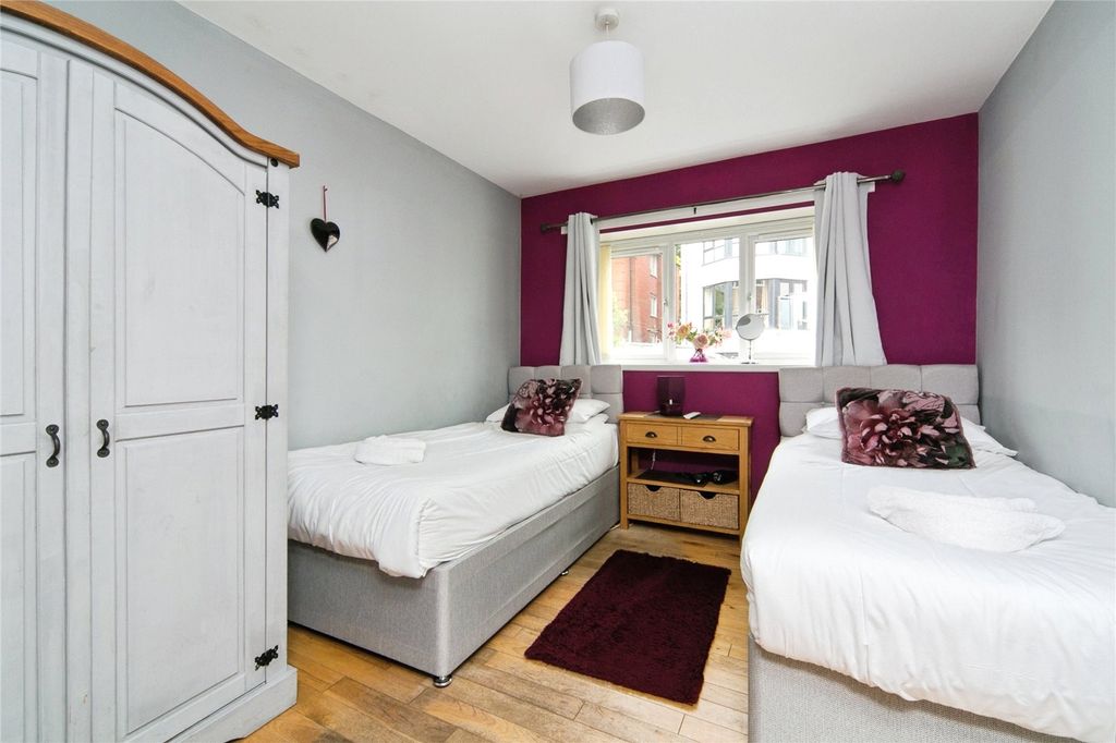 Additional image 7 of 5 bed detached house for salePenrhos Road, Colwyn Bay, Conwy LL28