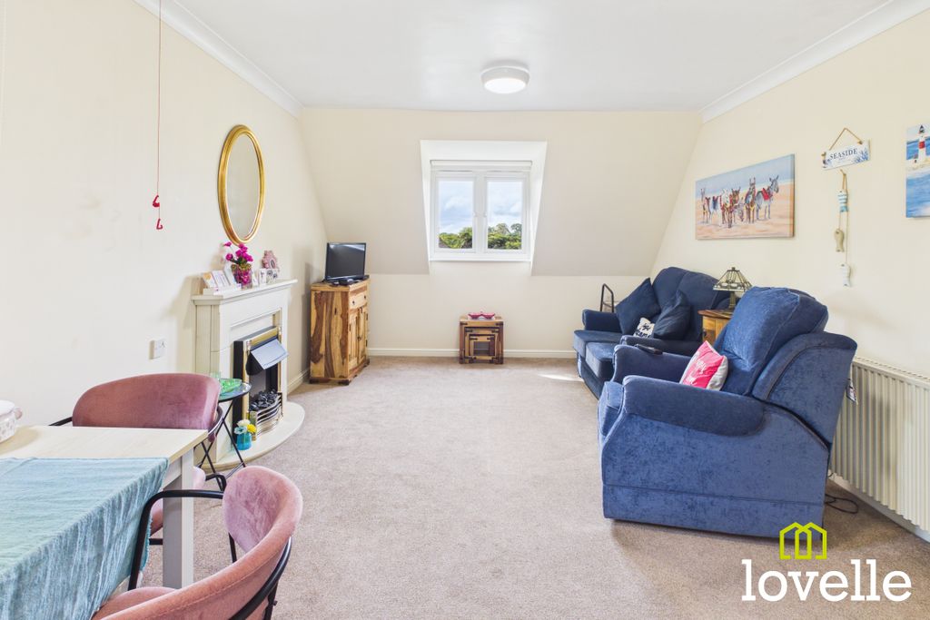 Additional image 6 of 2 bed flat for saleShardeloes Court Newgate Street, Cottingham HU16