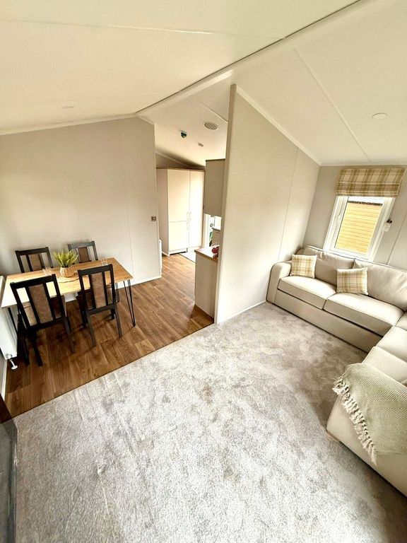2 bed mobile/park home for saleDunbar EH42 photo 5