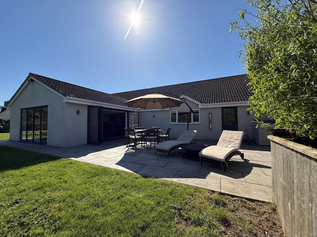 Additional image 21 of 5 bed detached bungalow for saleLower Strode Road, Clevedon BS21