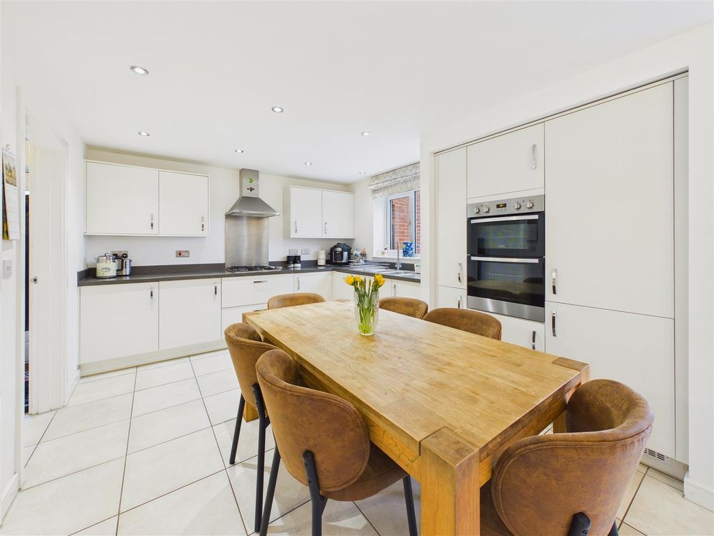Additional image 4 of 4 bed detached house for saleScaife Close, Cottingham HU16