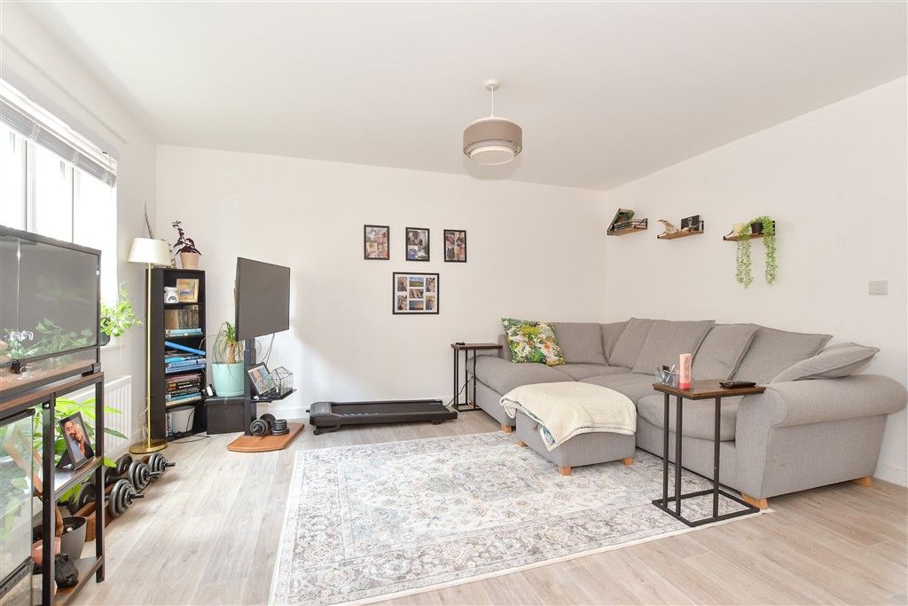 Additional image 2 of 2 bed flat for saleNew Bridge Road, Cranleigh, Surrey GU6