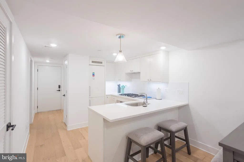 Additional image 8 of 2869 28th St NW Unit 3, Washington, DC 20008