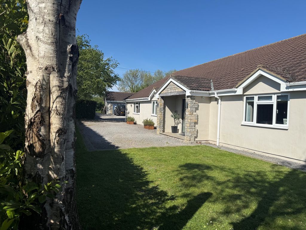 Additional image 25 of 5 bed detached bungalow for saleLower Strode Road, Clevedon BS21