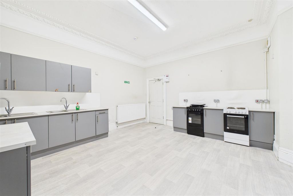 Additional image 10 of 21 bed detached house for saleCambridge Road, Clevedon BS21