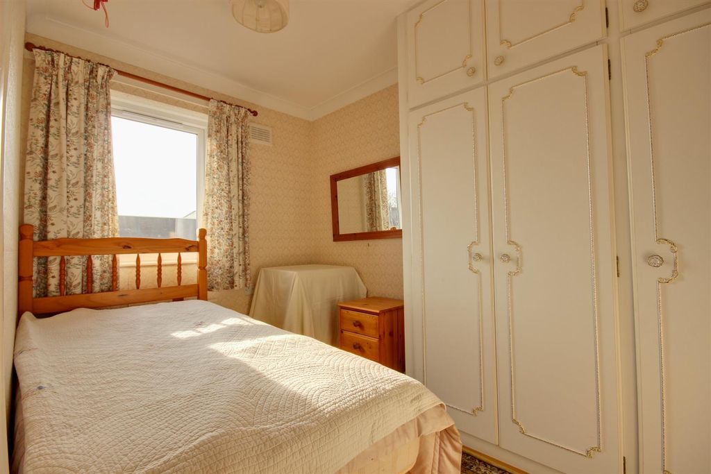 Additional image 5 of 2 bed flat for saleApplegarth Mews, Cottingham HU16