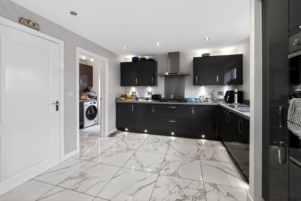 Additional image 2 of 4 bed detached house for saleSalmon Close, Cottingham HU16