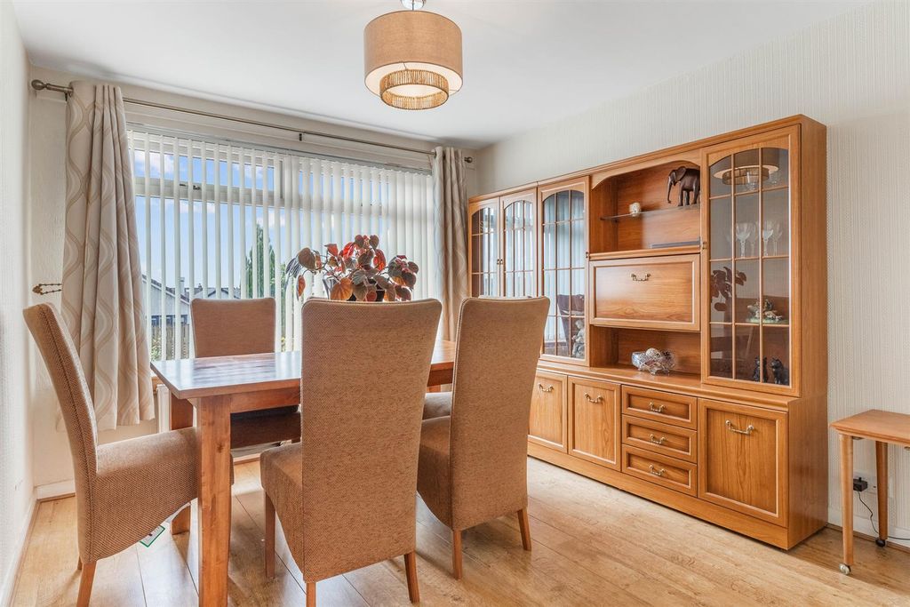 Additional image 8 of 3 bed property for saleHeather Avenue, Clydebank G81