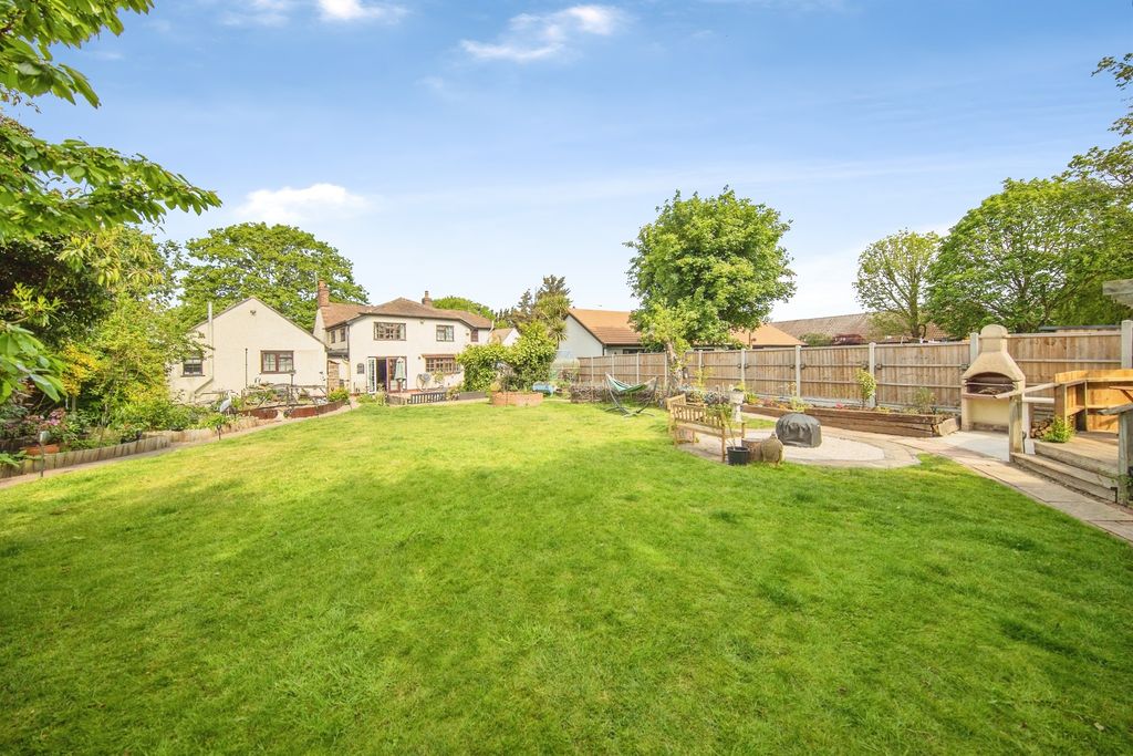 Additional image 27 of 4 bed detached house for saleIpswich Road, Colchester CO4