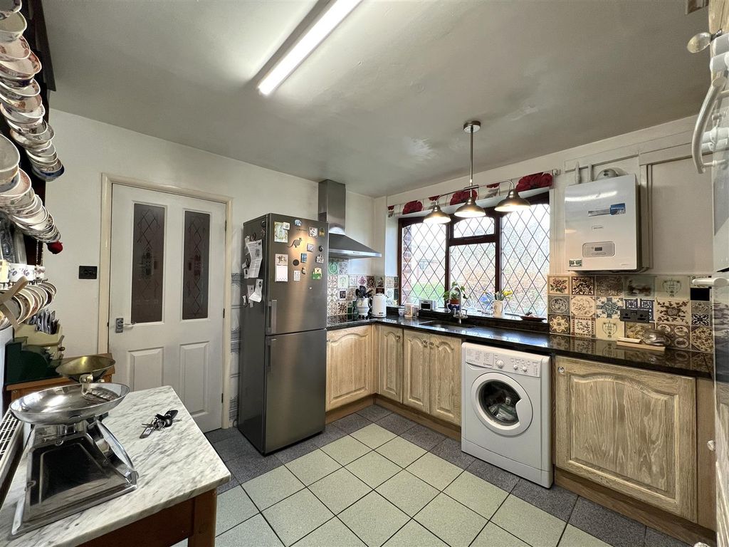 Additional image 3 of 4 bed detached house for saleEdgeview Road, Congleton CW12