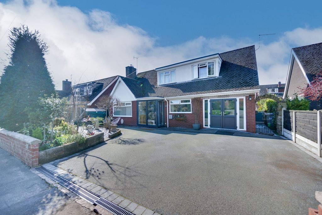 4 bed detached house for saleSchool Lane, Eaton CW12