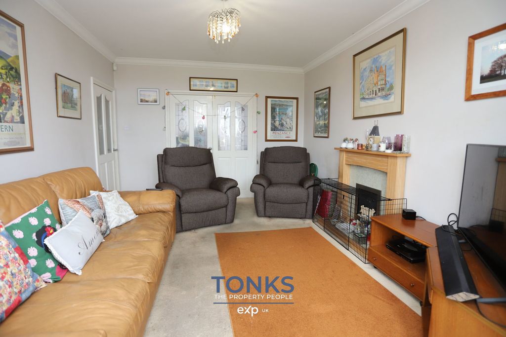 Additional image 5 of 4 bed detached house for saleHigh Haden Crescent, Cradley Heath B64