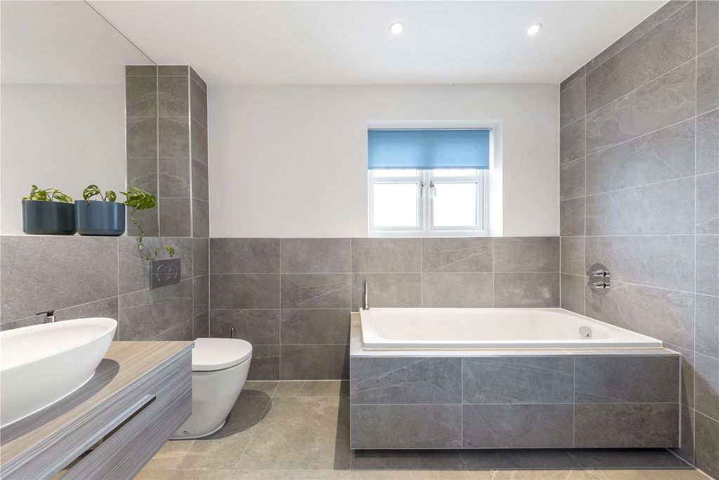 Additional image 28 of 5 bed detached house for saleLeith Way, Cranleigh, Surrey GU6