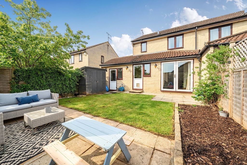 3 bed semi-detached house for saleGlebe Way, Corsham SN13
