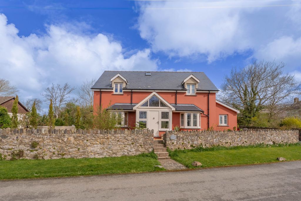 5 bed detached house for saleWalton East, Clarbeston Road SA63
