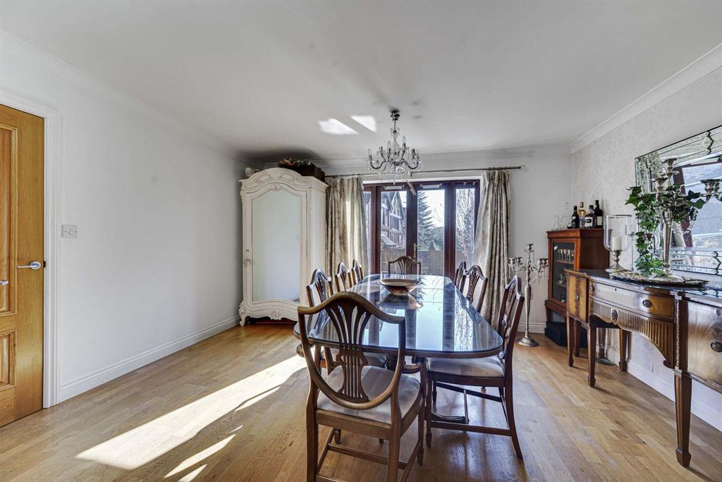 Additional image 7 of 5 bed detached house for saleTudor Way, Congleton CW12