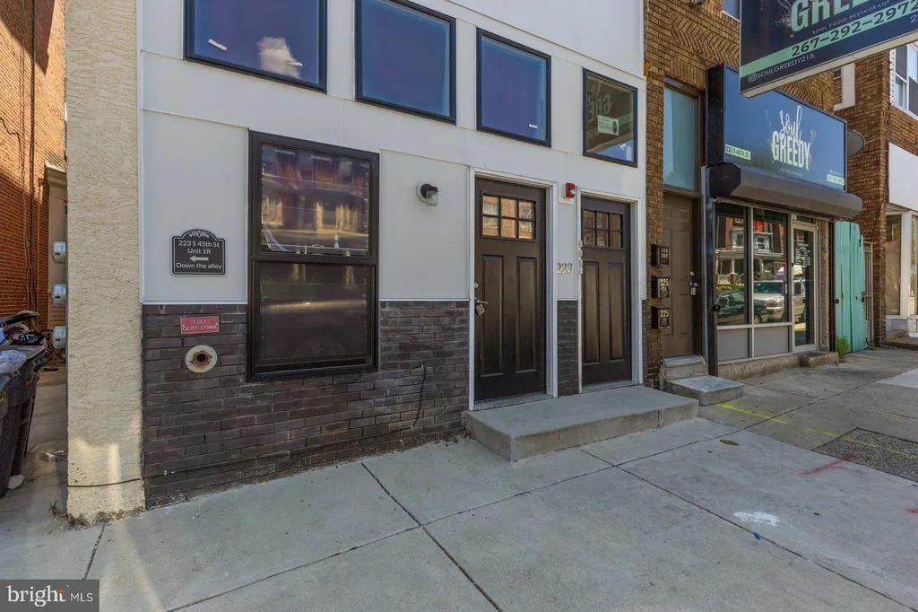 223 S 45th Street, Philadelphia, PA 19104