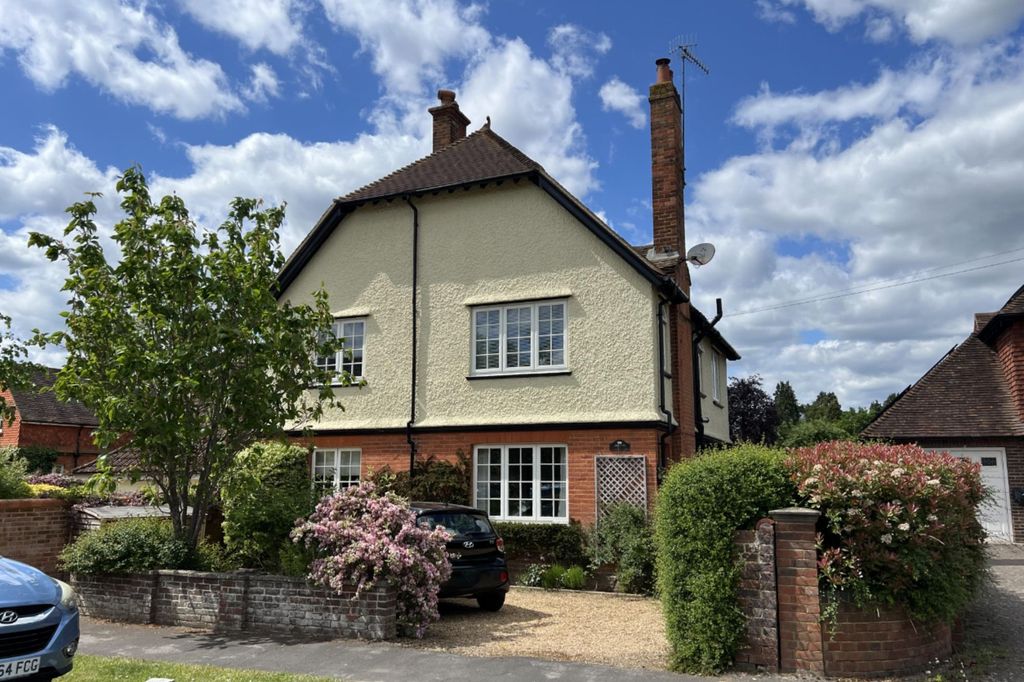 4 bed detached house for saleBridge Road, Cranleigh GU6