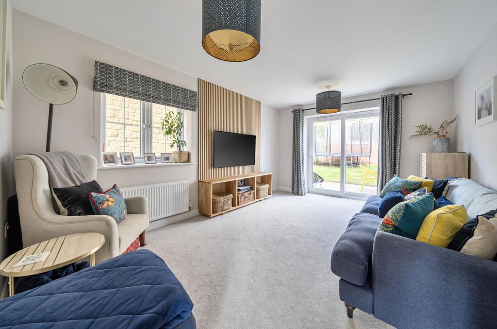Additional image 2 of 4 bed detached house for salePortland Rise, Corsham SN13