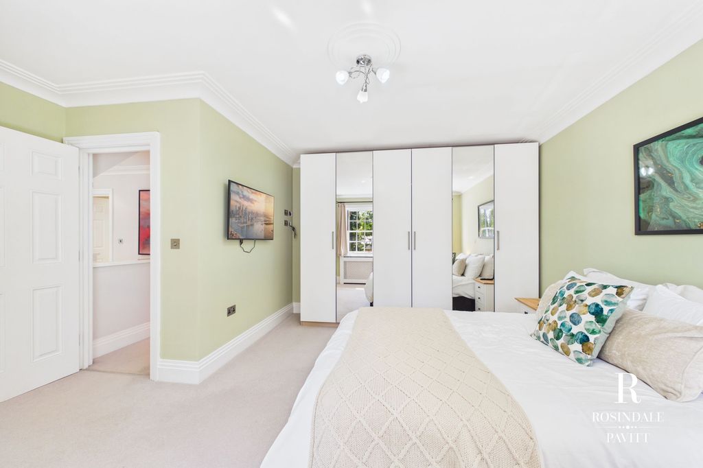 Additional image 31 of 5 bed detached house for saleHow Lane, Chipstead CR5