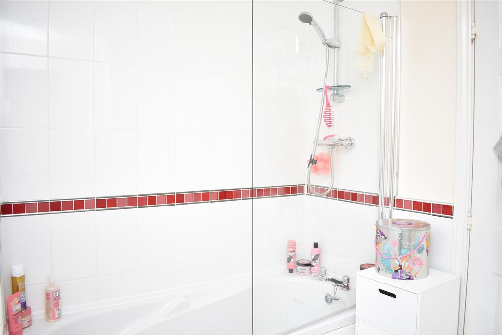 Additional image 7 of 2 bed flat for saleChassagne Square, Crewe CW1