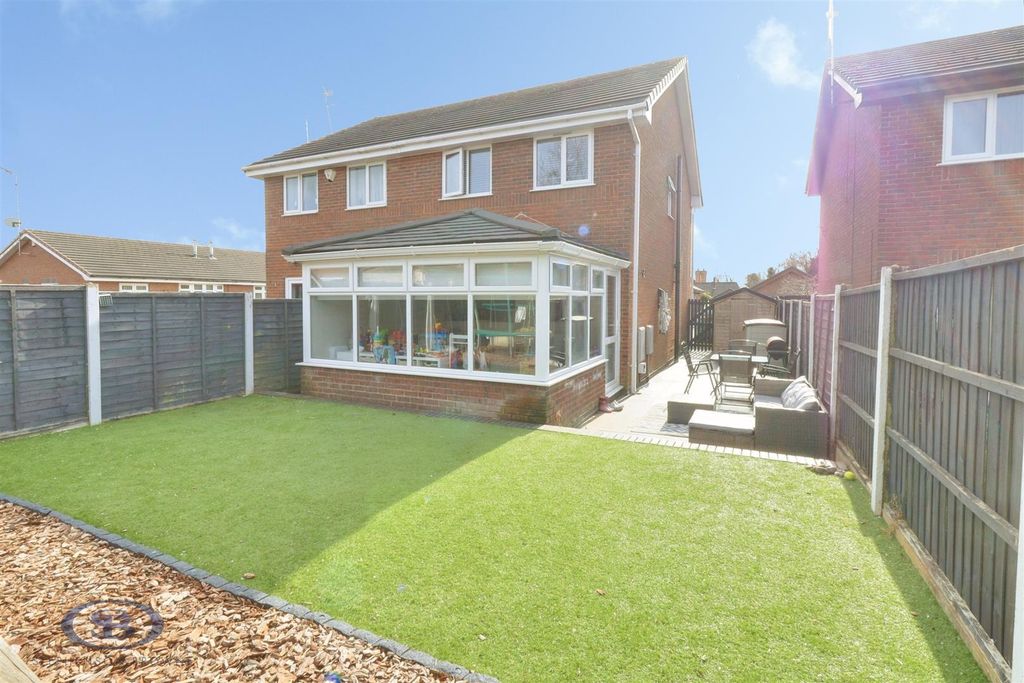 Additional image 2 of 3 bed semi-detached house for saleSandhurst Avenue, Wistaston, Crewe CW2