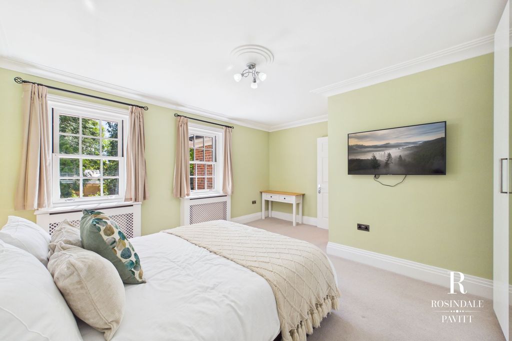Additional image 30 of 5 bed detached house for saleHow Lane, Chipstead CR5