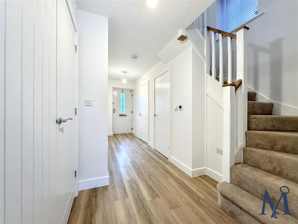 Additional image 12 of 4 bed detached house for saleDrovers Close, Hugglescote, Coalville LE67