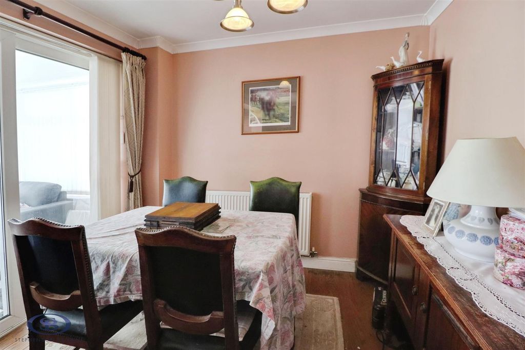 Additional image 8 of 3 bed detached house for saleTurner Close, Crewe CW1