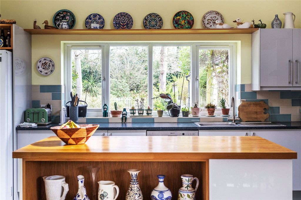 Additional image 10 of 4 bed detached house for saleWoodland Avenue, Cranleigh, Surrey GU6