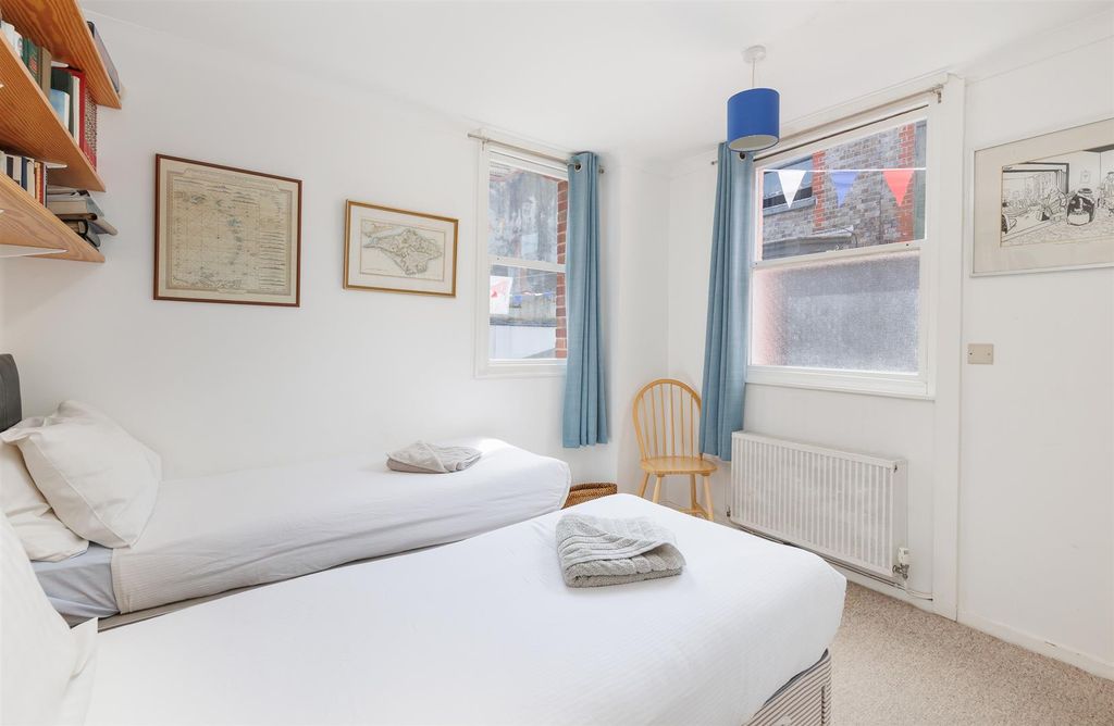 Additional image 16 of 5 bed terraced house for saleCowes, Isle Of Wight PO31