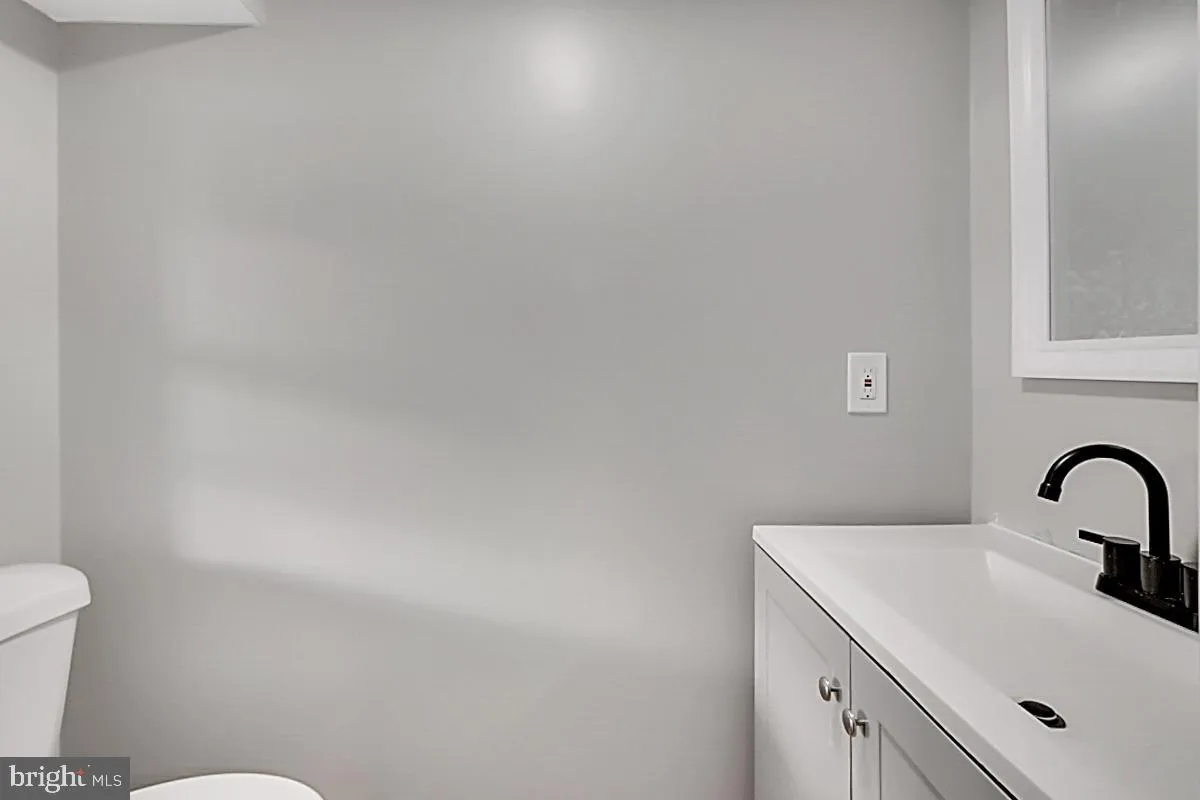 Additional image 38 of 727 Otis Place NW, Washington, DC 20010