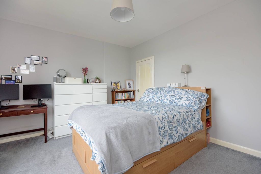 Additional image 11 of 2 bed flat for sale46 Dunbar Road, North Berwick EH39