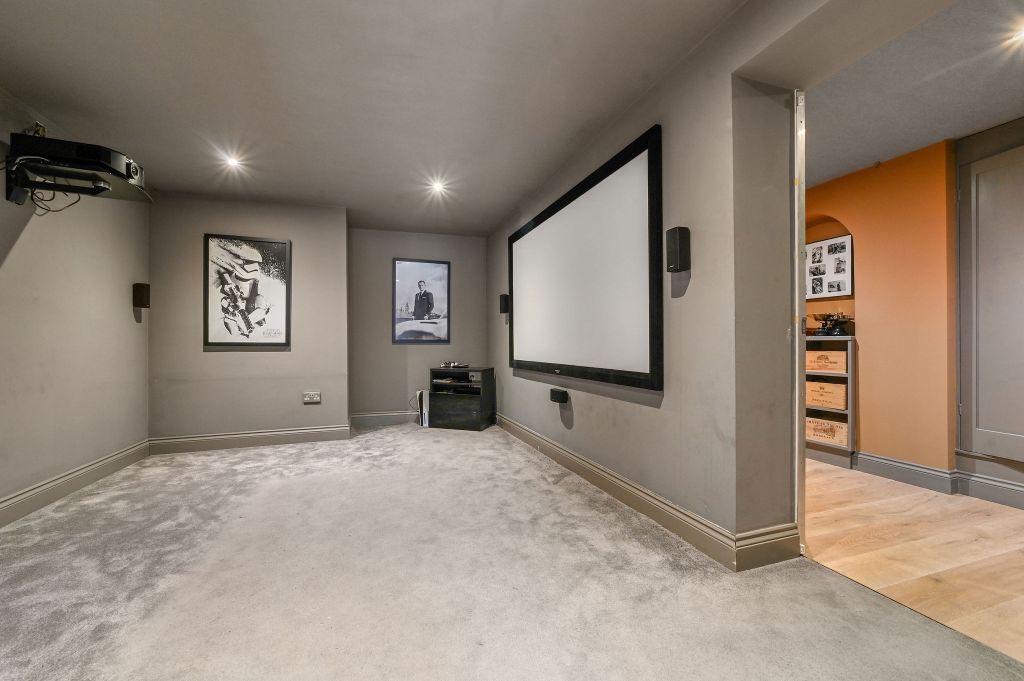 Additional image 18 of 5 bed detached house for saleLexden Road, Colchester CO3