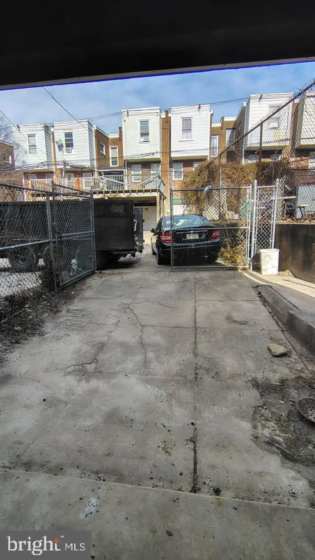 523 W Nedro Avenue, Philadelphia, PA 19120