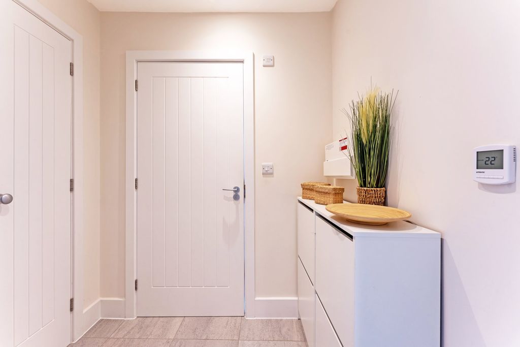 Additional image 14 of 4 bed detached house for saleLake Drive, Weldon, Corby, Northamptonshire NN17