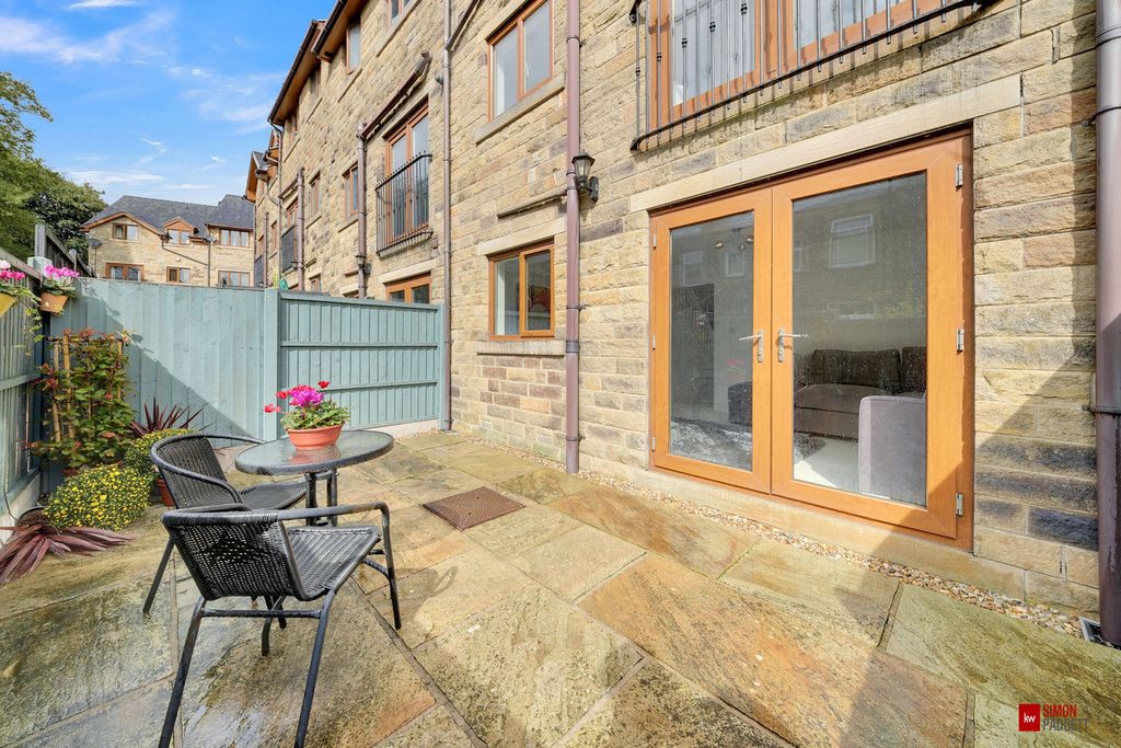 Additional image 24 of 4 bed terraced house for saleStandroyd Road, Colne BB8