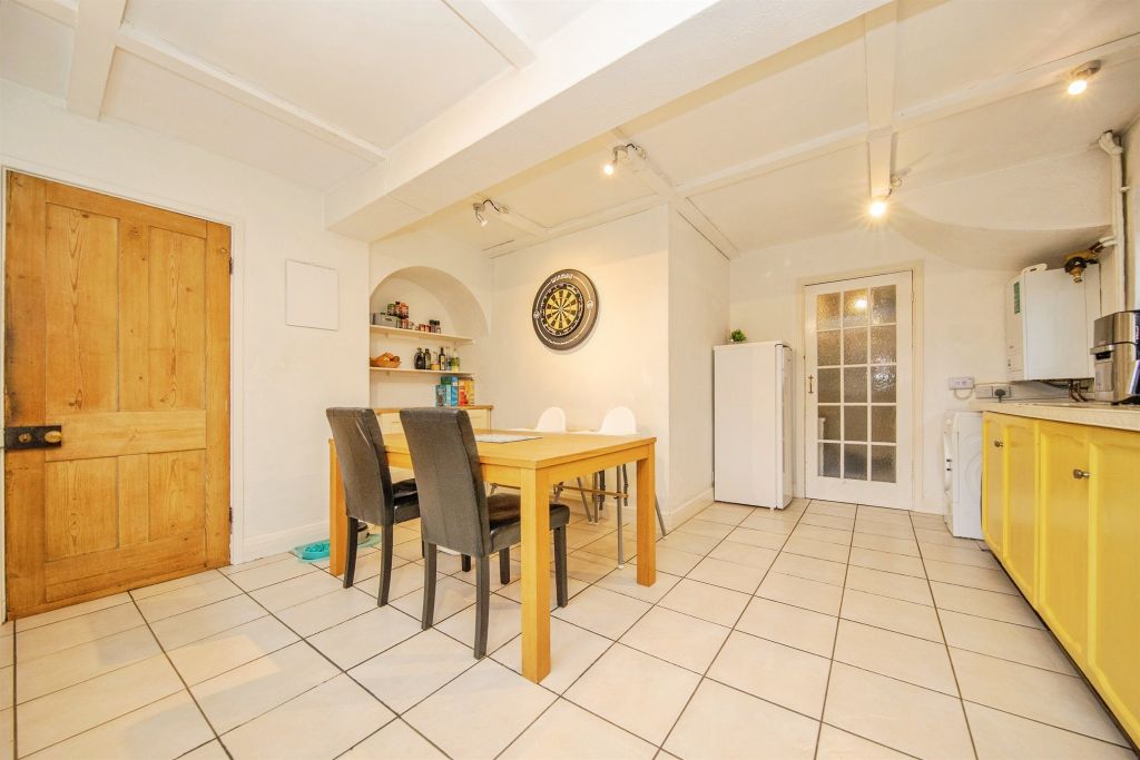 Additional image 8 of 3 bed semi-detached house for saleSt. Andrews Avenue, Colchester CO4